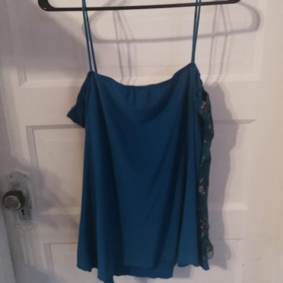 Shirt - Picture 2 of 2